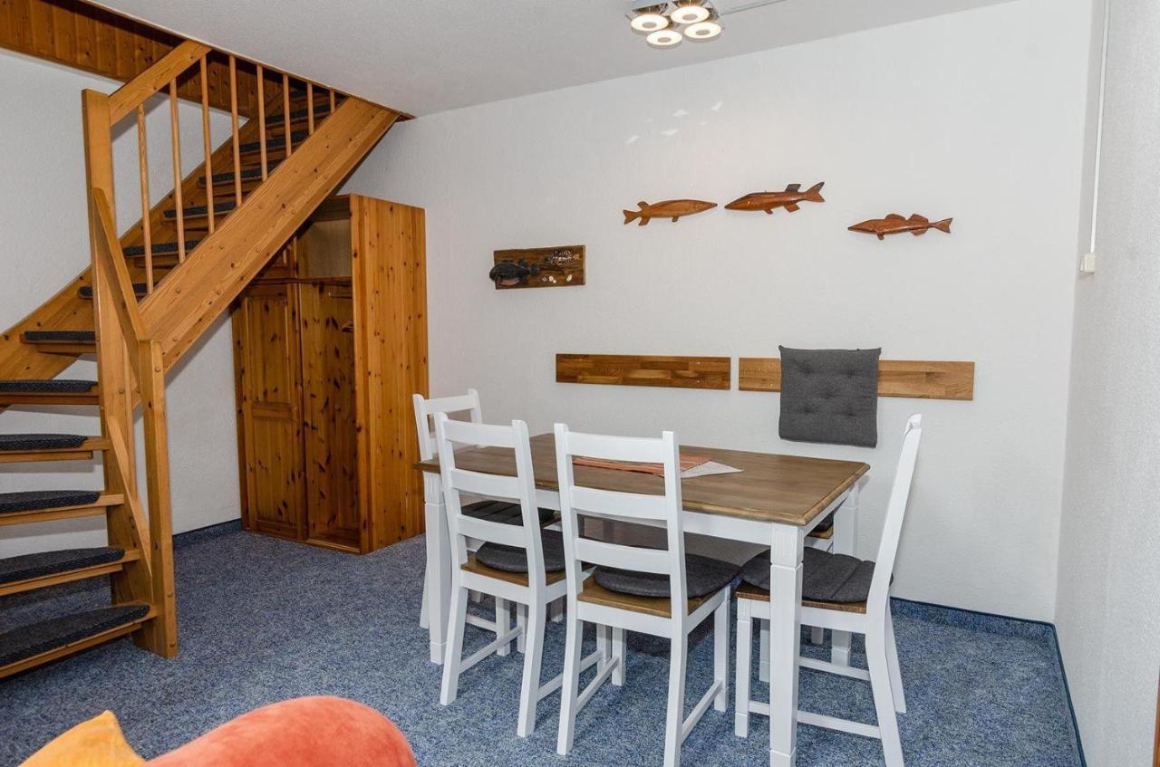 3-Raum-Fewo-Fuer-5-Personen-1-Aufbettung-Auf-Ruegen Apartment Schaprode Exterior photo